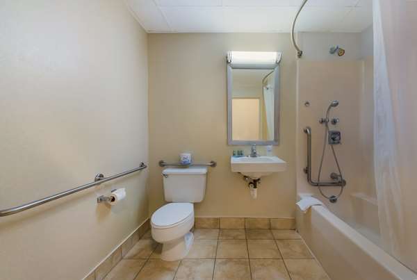  - Best Western Executive Hotel West Haven - I-95, Exit 42