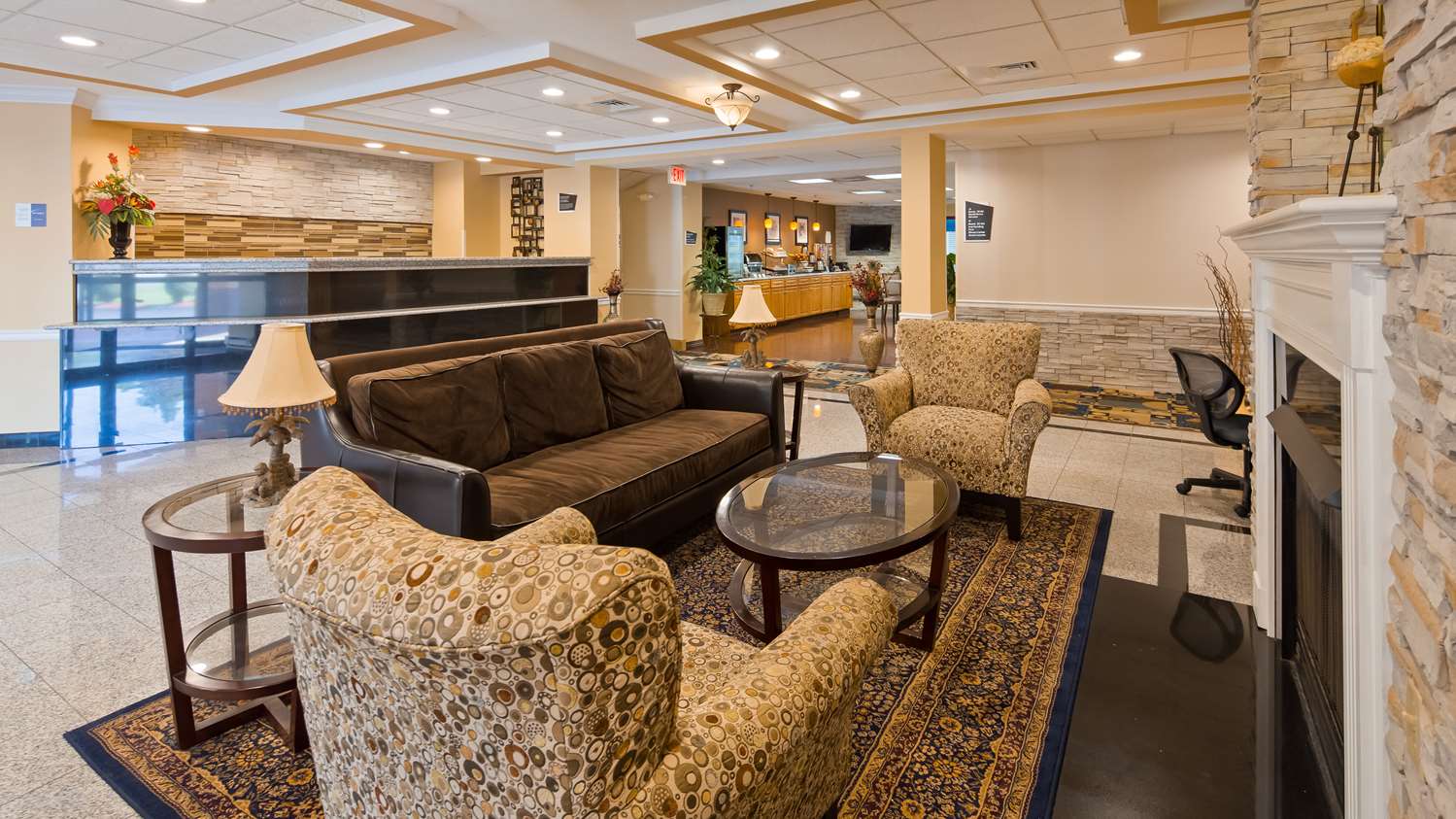 Best Western Plus New England Inn Suites Berlin Ct See S Lobby Best Western Plus New England Inn Suites Berlin