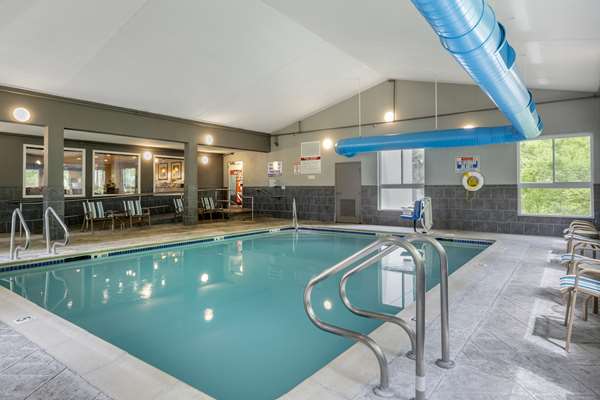 Pool - Best Western Plus New England Inn & Suites Berlin