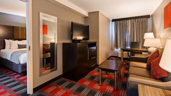 Suite - Best Western Plus Fairfield Hotel - I-95, Exit 24