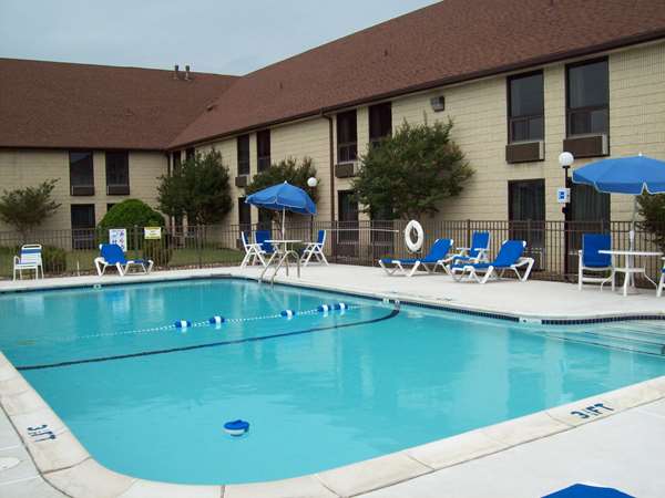 Pool - Best Western Galaxy Inn Dover
