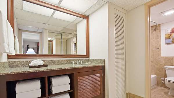  - Best Western Plus University Inn Boca Raton