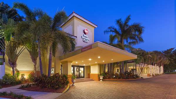 Exterior view - Best Western Plus University Inn Boca Raton