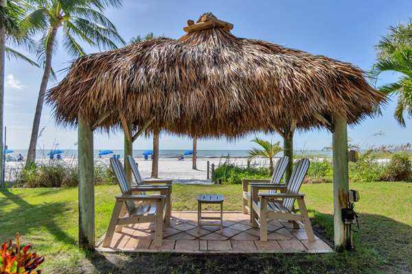 Beach - Best Western Plus Beach Resort Fort Myers Beach