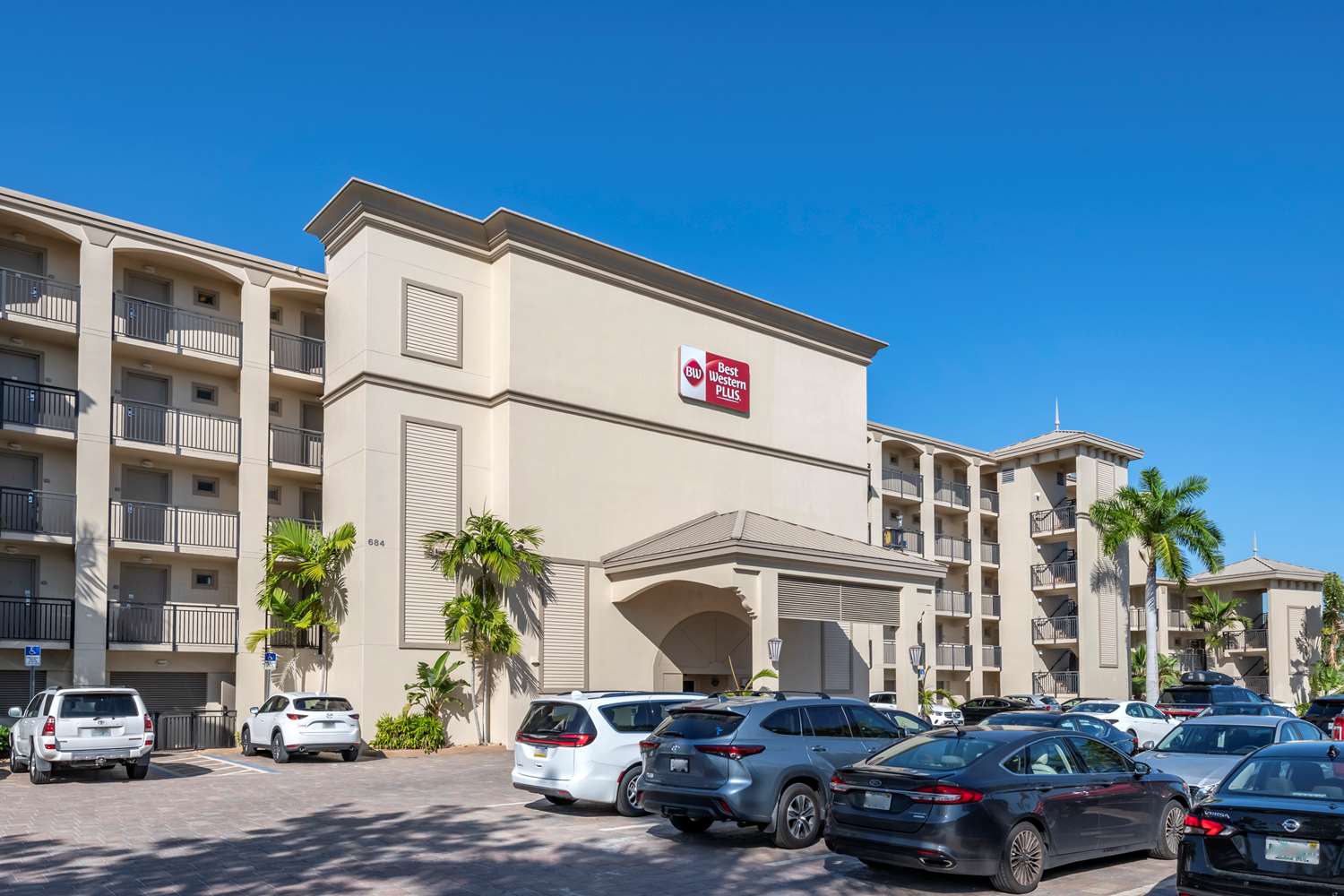 Best Western Plus Beach Resort Fort Myers Beach, FL See Discounts