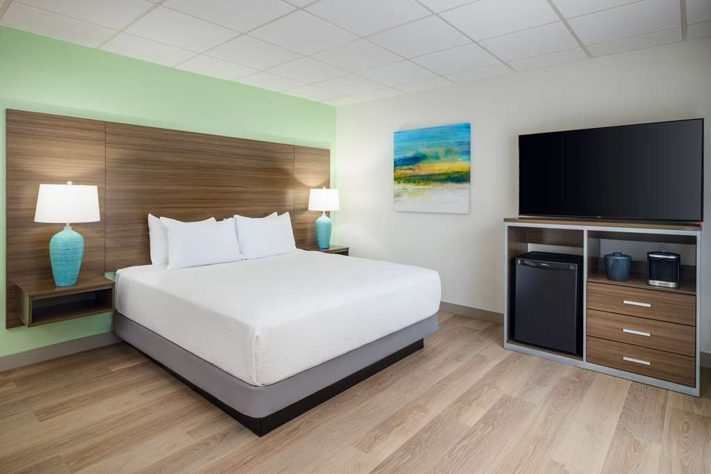 Best Western Naples Inn & Suites-guestroom-Guest Room,On-Site.jpg