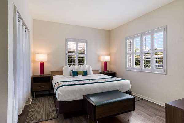 Pool - Best Western Hibiscus Inn Key West