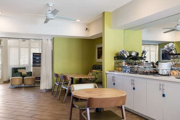 Amenities - Best Western Hibiscus Inn Key West