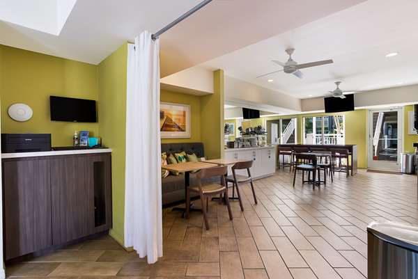 Amenities - Best Western Hibiscus Inn Key West