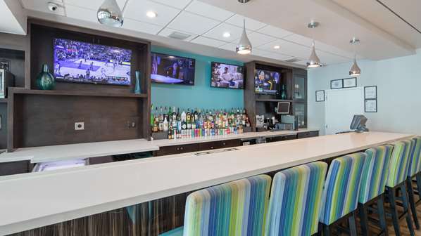 Bar - Best Western Plus Oceanside Inn Fort Lauderdale