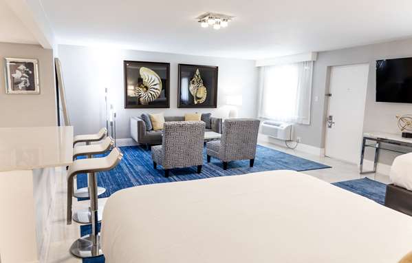  - Best Western Palm Beach Lakes Inn West Palm Beach - I-95, Exit 71