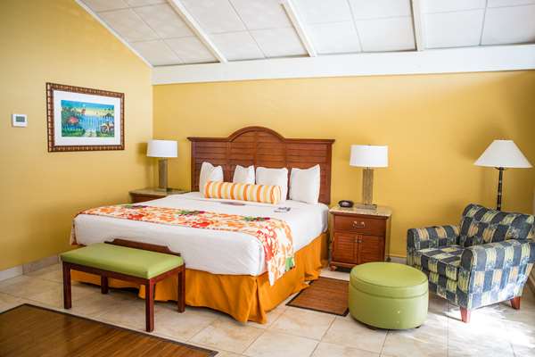 Suite - Best Western Plus Yacht Harbor Inn Dunedin