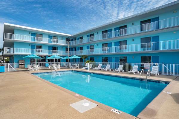Pool - Best Western Motel Navarre