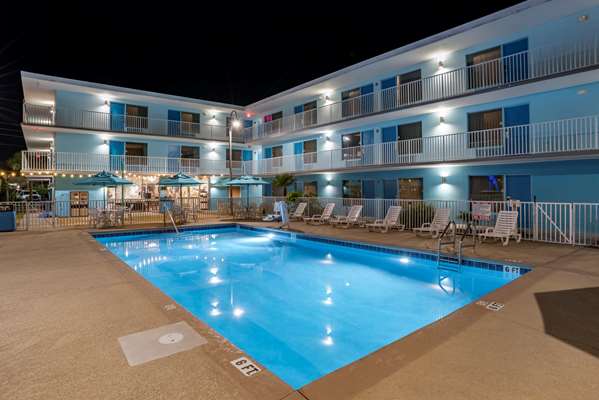 Pool - Best Western Motel Navarre