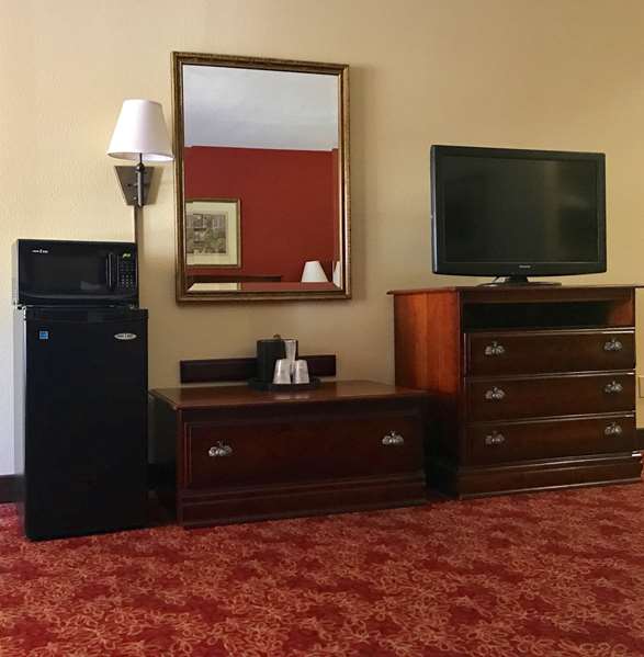  - Best Western Fort Lauderdale Airport Cruise Port Hotel - I-95, Exit 25