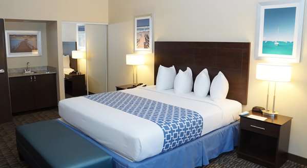 - Best Western Naples Plaza Hotel - I-75, Exit 107