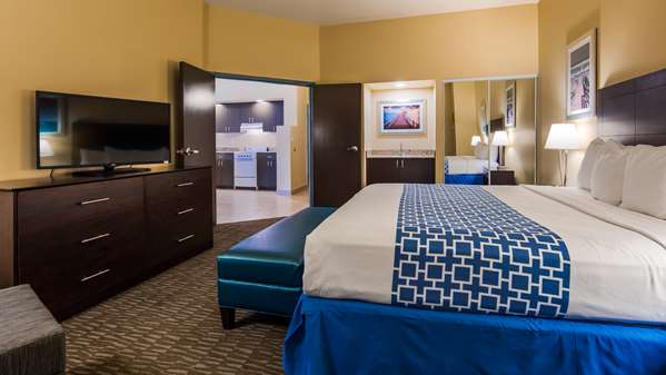  - Best Western Naples Plaza Hotel - I-75, Exit 107