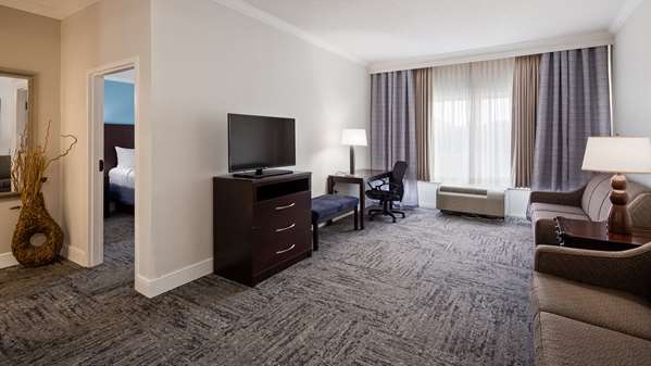 Suite - Best Western Plus Ambassador Suites Venice - I-75,- Exit 193