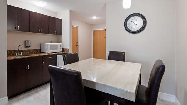 Suite - Best Western Plus Ambassador Suites Venice - I-75,- Exit 193