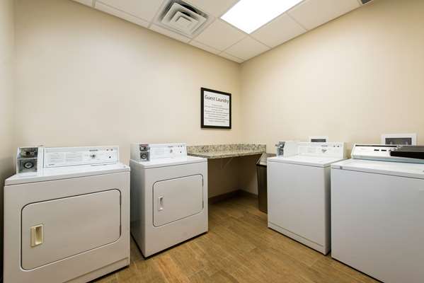  - Best Western Plus Hollywood Aventura Hotel Hallandale Beach - I-95, Exit 18