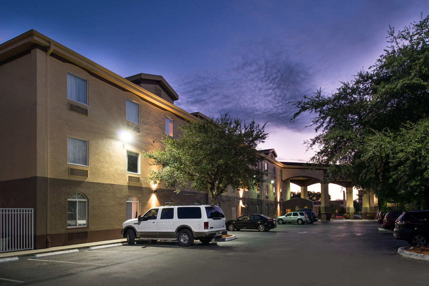 Best Western Hotel Tampa Fl See S Exterior View Best Western Hotel Tampa
