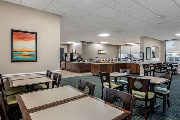 Amenities - Best Western Cocoa Beach Hotel & Suites