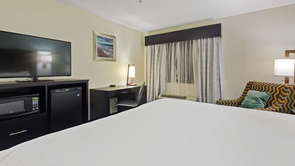  - Best Western Mayport Inn & Suites Atlantic Beach