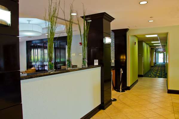  - Best Western Plus Hotel Dolphin Mall Doral