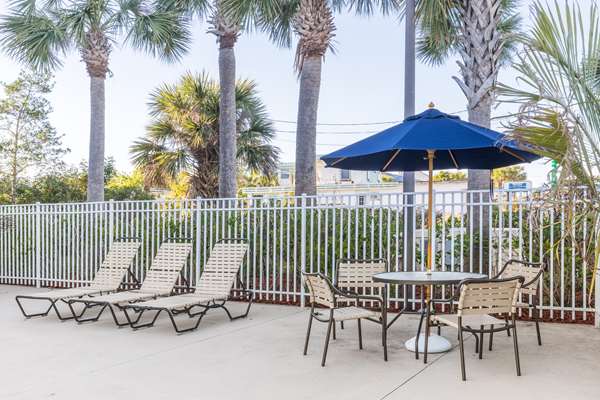 Pool - Best Western Plus Sebastian Hotel & Suites - I-95, Exit 156