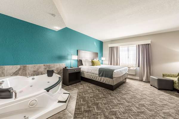 Suite - Best Western Plus Sebastian Hotel & Suites - I-95, Exit 156
