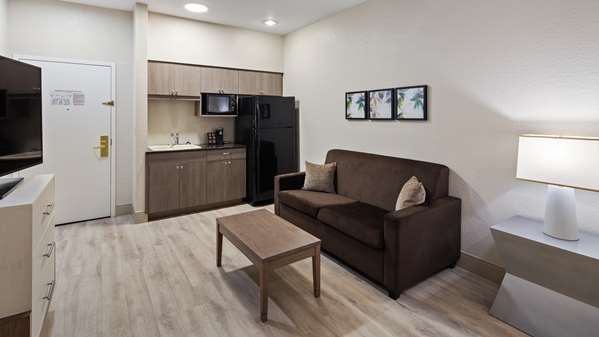 Suite - Best Western Heritage Inn & Suites Bowling Green