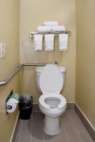  - Best Western Orlando East Inn & Suites - I-4, Exit 101