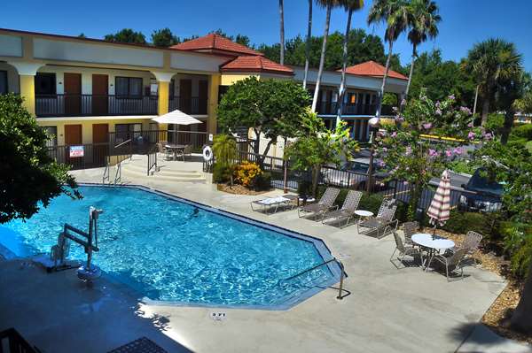 Pool - Best Western Orlando East Inn & Suites - I-4, Exit 101