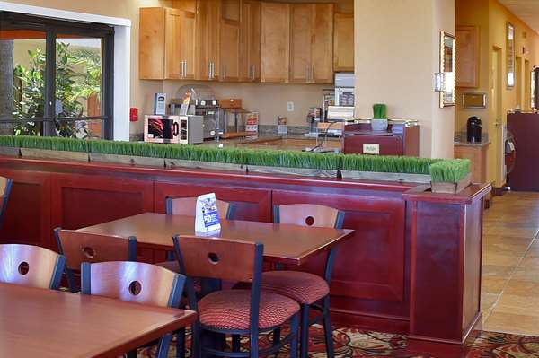 Restaurant - Best Western Orlando East Inn & Suites - I-4, Exit 101