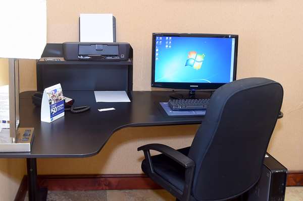 Conference Area - Best Western Orlando East Inn & Suites - I-4, Exit 101