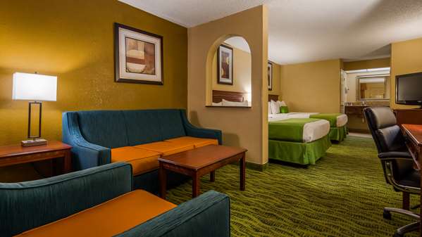 Suite - Best Western Orlando East Inn & Suites - I-4, Exit 101