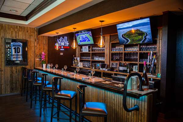 Bar - Best Western Plus North Miami Hotel