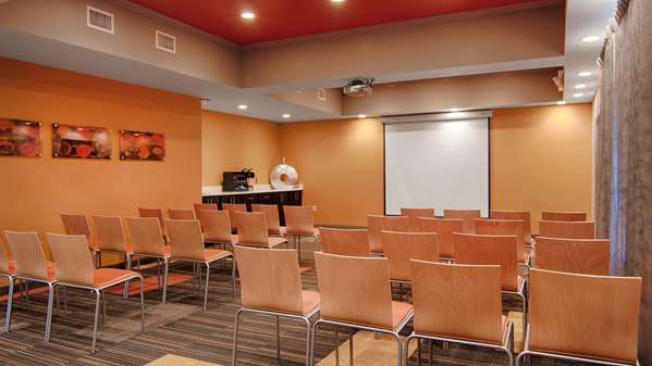  - Best Western Auburndale Inn & Suites