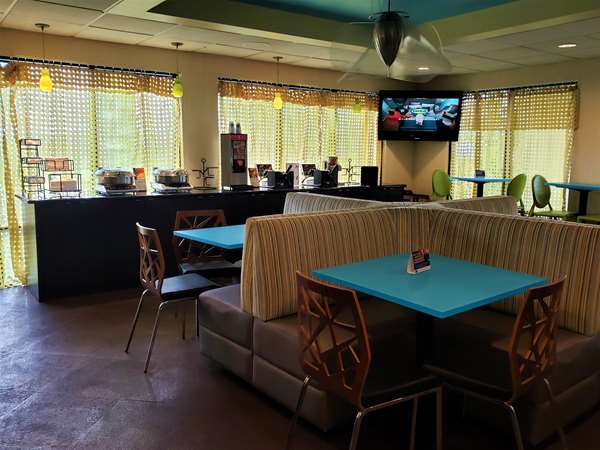 Restaurant - Best Western Inn Okeechobee