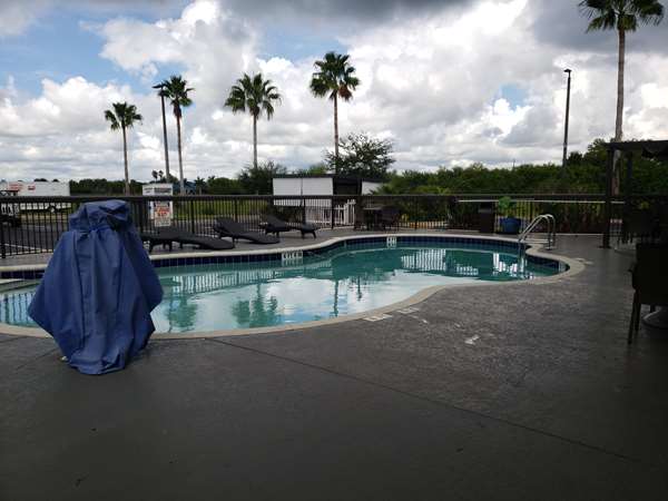 Pool - Best Western Inn Okeechobee