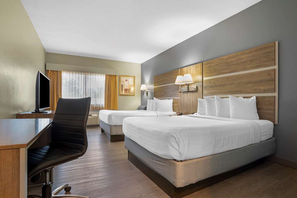 Best Western Wakulla Inn & Suites-guestroom-Guest Room,On-Site.jpg