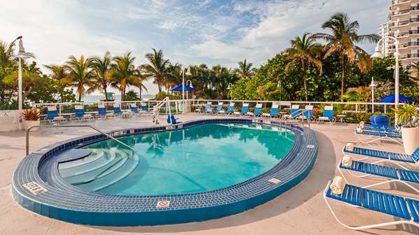 Pool - Best Western Plus Atlantic Beach Resort North Miami Beach