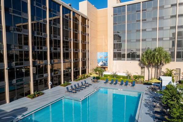 Pool - Best Western Orlando Gateway Inn - I-4, Exits 75A & 75B