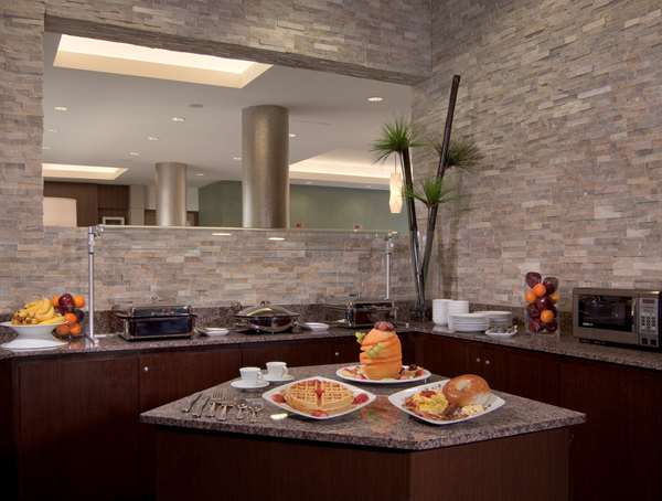 Restaurant - Best Western Premier Miami Airport Hotel & Suites