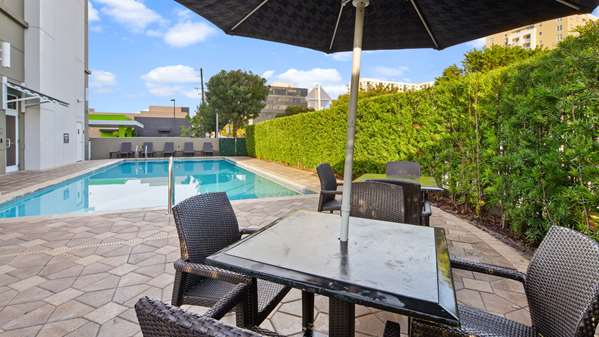 Pool - Best Western Premier Miami Airport Hotel & Suites