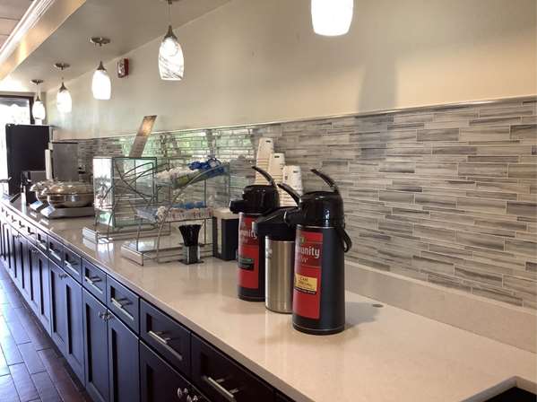 Amenities - Best Western Plus Madison Inn - I-10, Exit 258