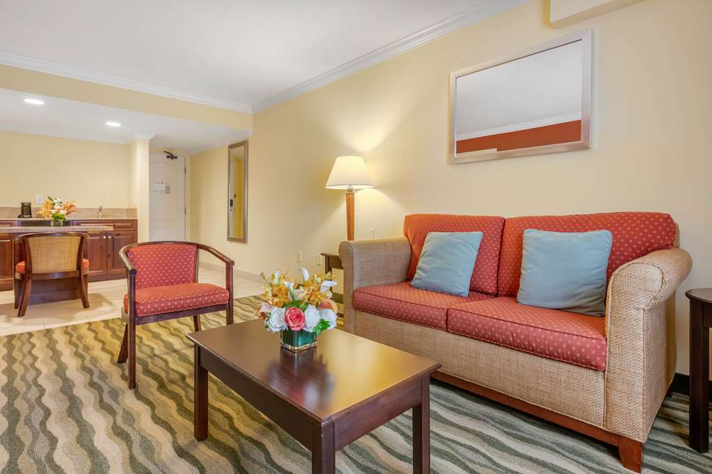 Best Western Plus Palm Beach Gardens Hotel & Suites and Conference Ct-guestroom-Guest Room,Indoor/Interior,On-Site.jpg