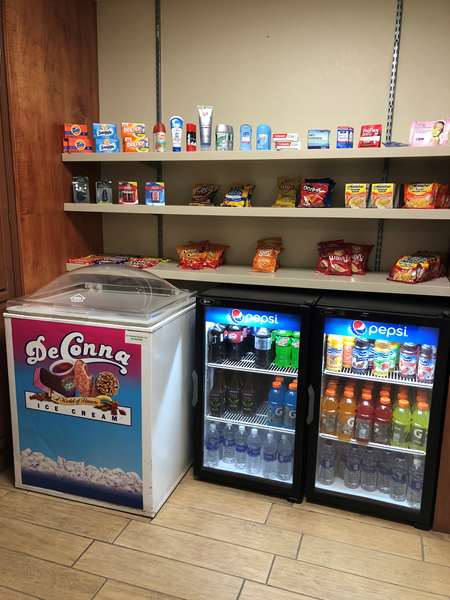  - Best Western Plus Bradenton Inn & Suites