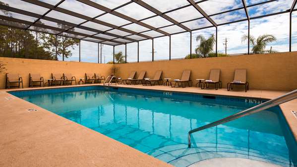 Pool - Best Western Mulberry Hotel