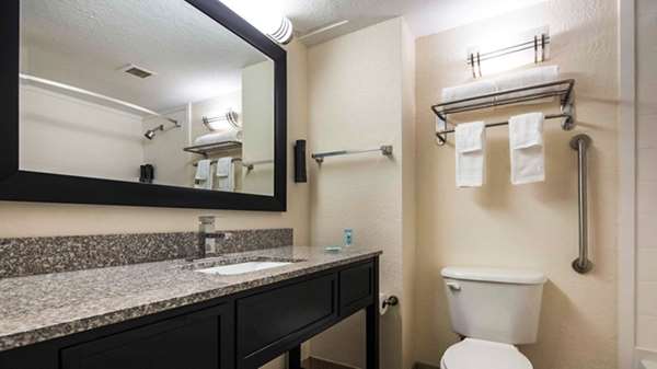  - Best Western Mulberry Hotel